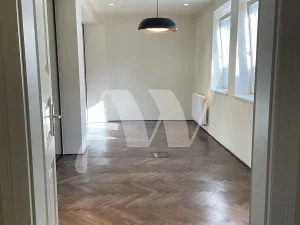 Pronájem kanceláře, Praha - Nové Město, Jungmannovo náměstí, 102 m2
