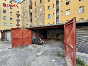 Prodej garáže, Praha - Žižkov, Čajkovského, 16 m2