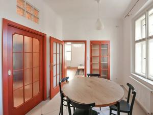 Pronájem bytu 2+1, Praha - Malá Strana, Újezd, 60 m2