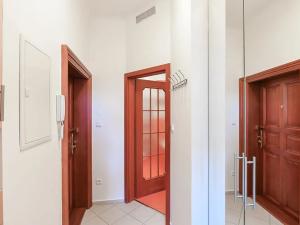 Pronájem bytu 2+1, Praha - Malá Strana, Újezd, 60 m2