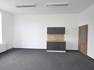 Pronájem kanceláře, Krnov, Revoluční, 36 m2