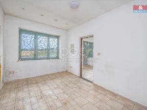 Prodej rodinného domu, Krakovany, 780 m2