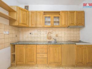 Prodej rodinného domu, Krakovany, 780 m2