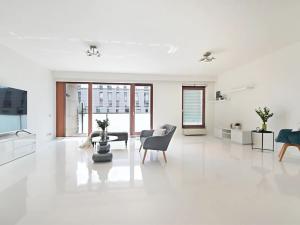 Pronájem bytu 3+kk, Praha - Karlín, Rohanské nábřeží, 128 m2