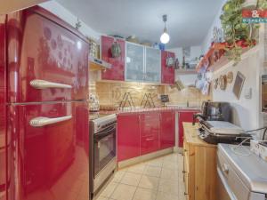 Prodej bytu 3+kk, Šestajovice, Komenského, 78 m2