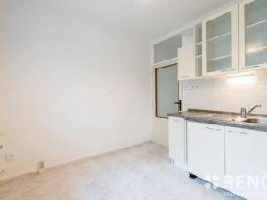 Prodej bytu 3+1, Brno, Poznaňská, 74 m2