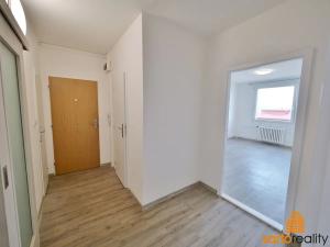 Pronájem bytu 2+1, Ústí nad Labem, Kmochova, 60 m2