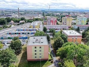 Pronájem bytu 2+1, Chomutov, Vítězslava Nezvala, 60 m2