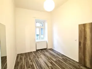 Pronájem bytu 3+1, Praha - Karlín, Kubova, 91 m2