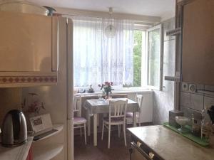 Prodej bytu 2+1, Ostrov, Kollárova, 60 m2