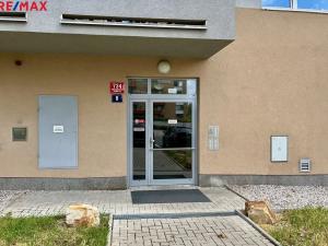 Pronájem bytu 4+kk, Praha - Horní Měcholupy, Modenská, 104 m2