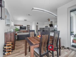 Prodej bytu 4+kk, Praha - Strašnice, Zvěřinova, 108 m2