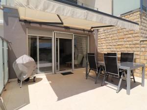 Prodej bytu 3+kk, Tribunj, Chorvatsko, 108 m2