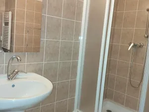 Pronájem bytu 1+kk, Plzeň, Moravská, 38 m2