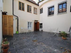 Pronájem bytu 2+kk, Praha - Malá Strana, Zámecké schody, 33 m2