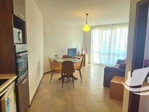 Prodej bytu 2+kk, Černomorec, Bulharsko, 54 m2