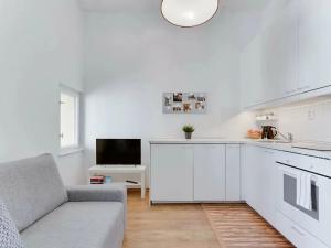 Pronájem bytu 2+kk, Praha - Nové Město, Benátská, 53 m2