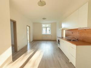 Pronájem bytu 5+kk, Milovice, Slepá, 86 m2