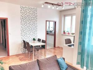 Pronájem bytu 2+1, Kladno, Havlíčkova, 55 m2