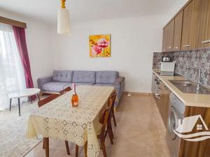 Prodej bytu 2+kk, Trikomo, Kypr, 72 m2