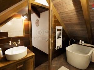 Prodej bytu 4+kk, Kounov, 103 m2