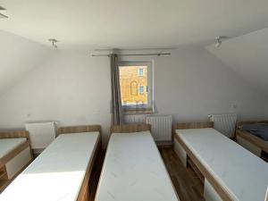 Prodej rodinného domu, Dalovice, Borská, 380 m2