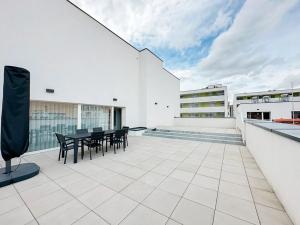 Pronájem bytu 3+kk, Praha - Karlín, Křižíkova, 131 m2