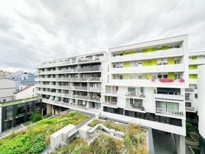 Pronájem bytu 3+kk, Praha - Karlín, Křižíkova, 131 m2
