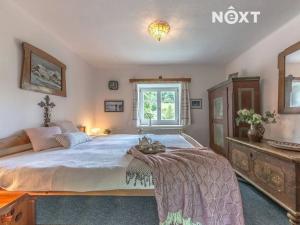 Prodej vícegeneračního domu, Neveklov, 200 m2