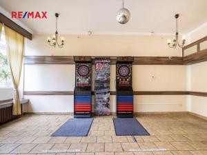 Prodej obchodního prostoru, Čelákovice, Rumunská, 1290 m2