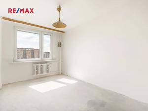 Prodej bytu 2+kk, Praha - Kobylisy, Hlaváčova, 47 m2