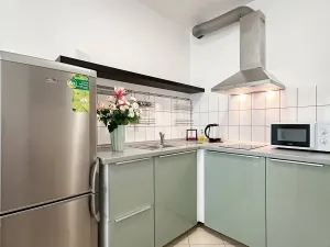 Pronájem bytu 1+kk, Praha, 35 m2