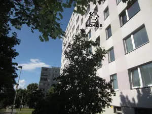 Pronájem bytu 1+kk, Praha - Háje, Brechtova, 29 m2