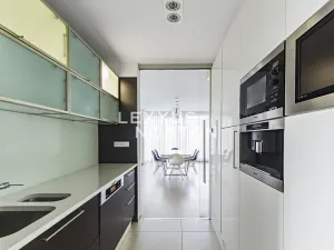 Prodej bytu 3+kk, Praha - Vinohrady, Italská, 156 m2