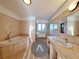 Pronájem bytu 1+1, Rosice, Trávníky, 45 m2