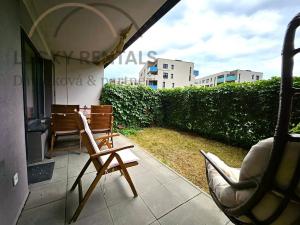 Pronájem bytu 2+kk, Praha - Hloubětín, Granitova, 52 m2