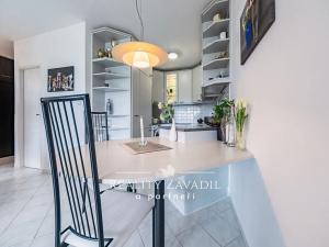Prodej bytu 2+kk, Praha - Písnice, Na okruhu, 43 m2