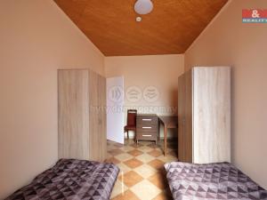 Prodej obchodního prostoru, Koryčany - Jestřabice, 330 m2