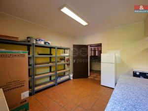 Prodej obchodního prostoru, Koryčany - Jestřabice, 330 m2