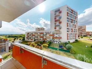 Pronájem bytu 1+kk, Praha - Horní Měcholupy, Mantovská, 29 m2