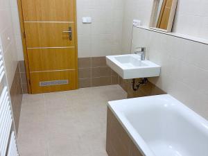 Prodej bytu 2+kk, Liberec - Liberec II-Nové Město, Na Poříčí, 52 m2