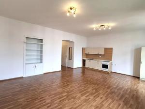 Pronájem bytu 1+kk, Plzeň, Křížkova, 45 m2