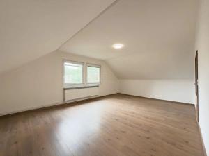 Pronájem rodinného domu, Praha - Kunratice, Za hájovnou, 360 m2
