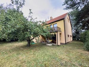 Pronájem rodinného domu, Praha - Kunratice, Za hájovnou, 360 m2