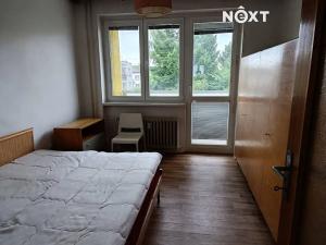 Pronájem bytu 3+1, Plzeň, Pod Lesem, 73 m2