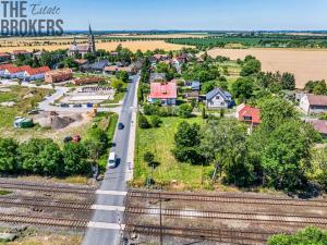Prodej pozemku, Dvory, 1111 m2