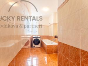 Pronájem bytu 2+1, Praha - Smíchov, U Malvazinky, 82 m2