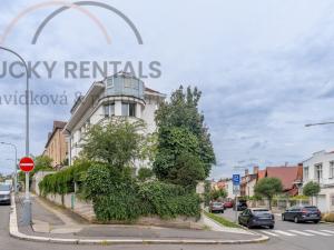Pronájem bytu 2+1, Praha - Smíchov, U Malvazinky, 82 m2