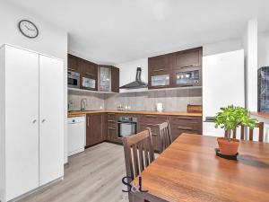 Prodej bytu 5+kk, Mělník, Kokořínská, 152 m2