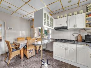 Prodej rodinného domu, Skalice u České Lípy, 230 m2